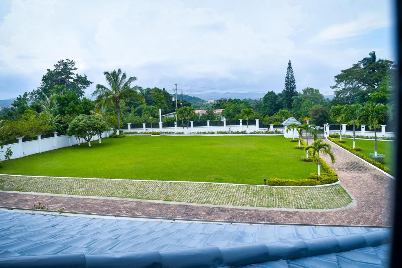 ماندفيل Jamgolia Place المظهر الخارجي الصورة